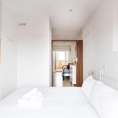Holi-Rent Apartamento Resitur Sevilla Kültér fotó