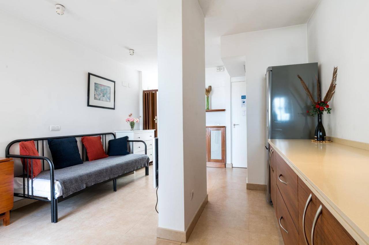 Holi-Rent Apartamento Resitur Sevilla Kültér fotó
